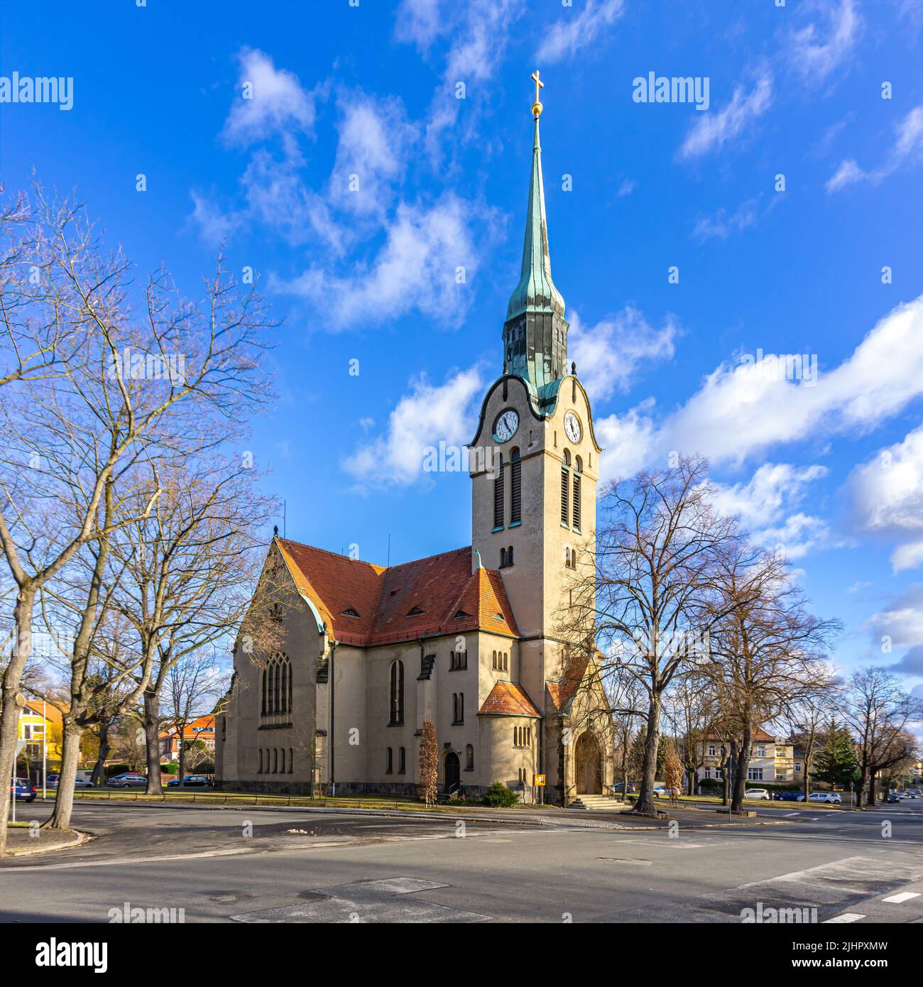 Lista Iglesia de Cristo en el distrito de Klotzsche, Dresde, Sajonia, Alemania. Foto de stock