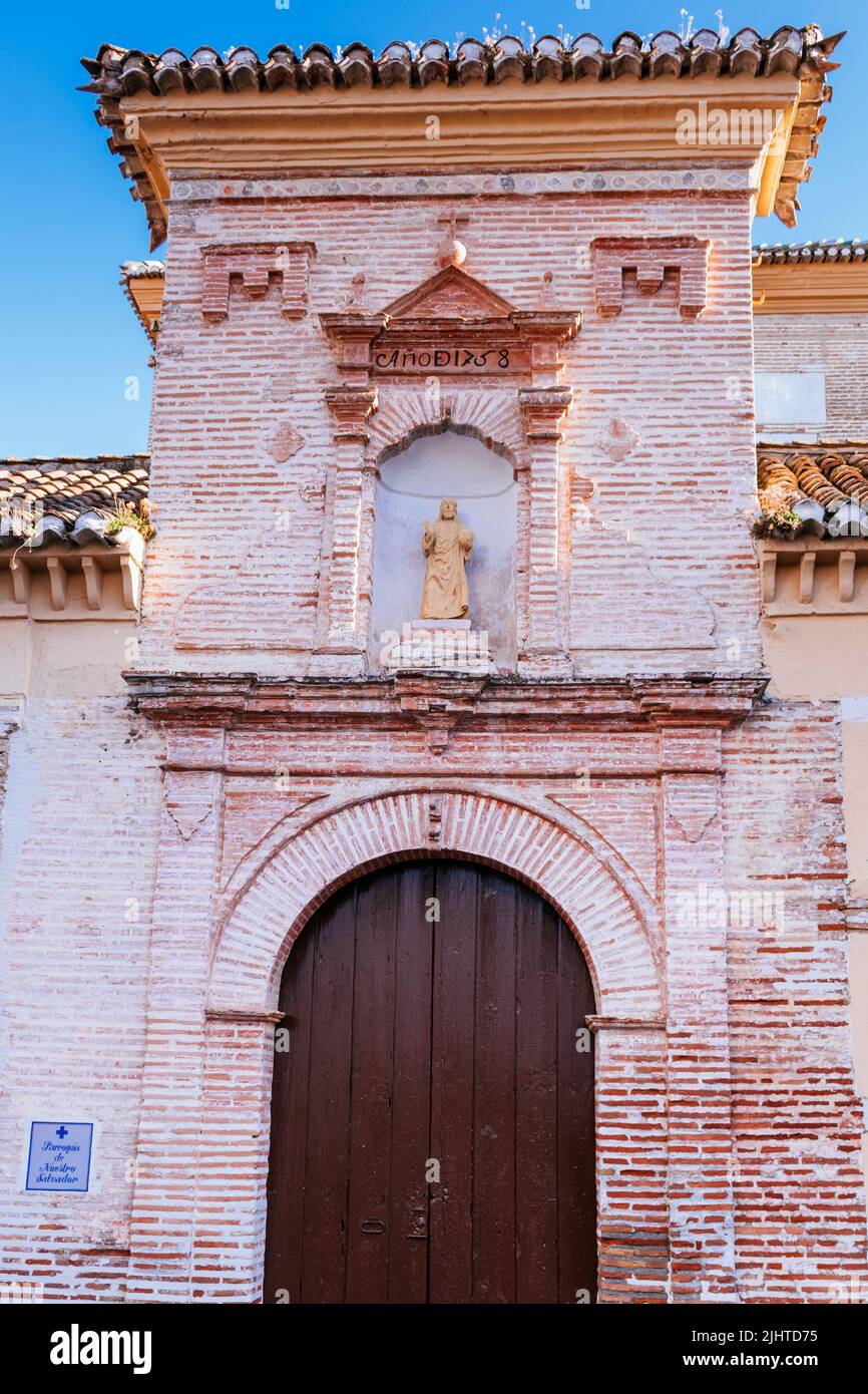 La iglesia de El Salvador, de estilo mudéjar. Fue construido en la antigua Gran Mezquita de Granada. Albaicín, granada, Andalucía, España, Europa Foto de stock