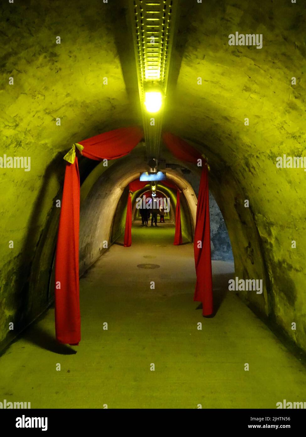 Lugares de interés famosos, Tunnel Gric, Adviento en Zagreb 2019. Inspirado en el famoso ballet de Tchaikovsky Nutcracker, Croacia Foto de stock