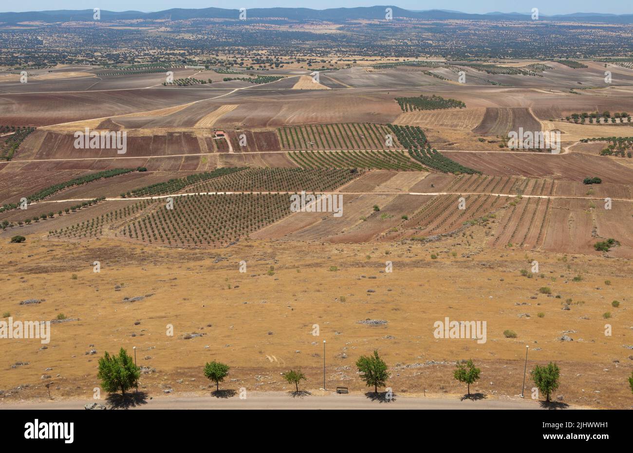 Vista general del barrio de La Serena desde el Castillo de Magacela, Badajoz, Extremadura, España Foto de stock