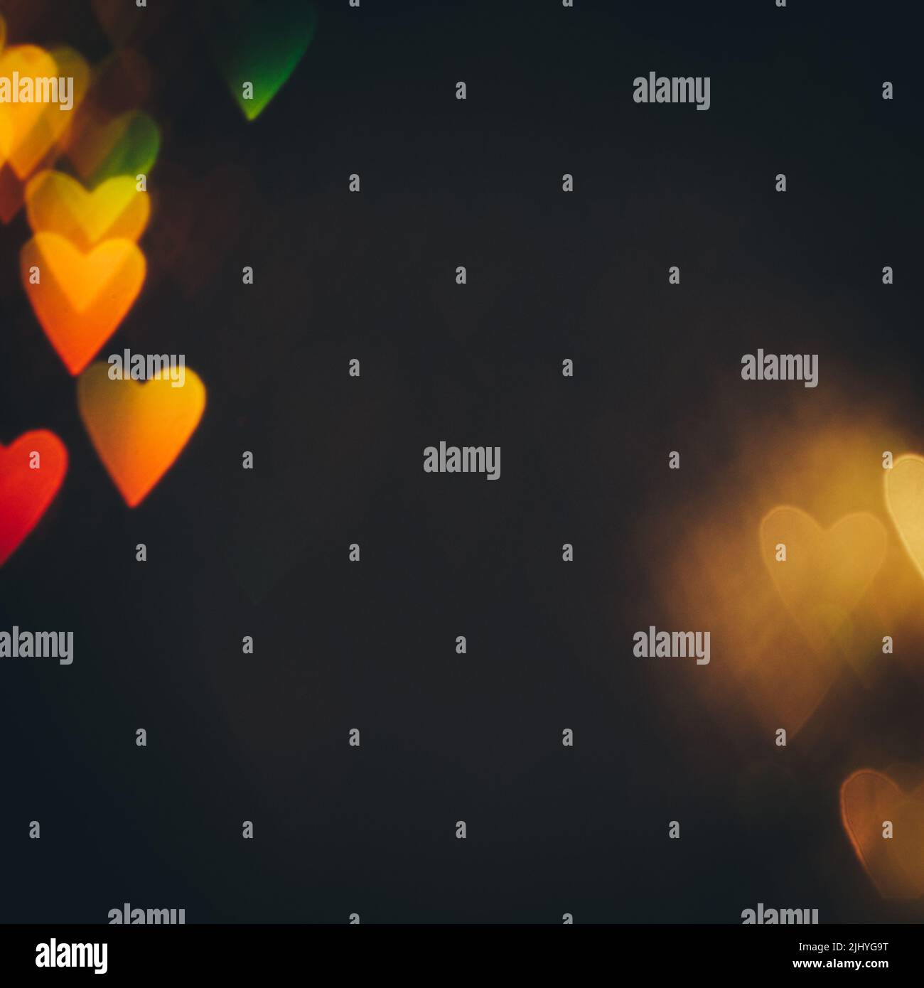 Fondo abstracto de corazones coloridos en movimiento Fotografía de stock -  Alamy