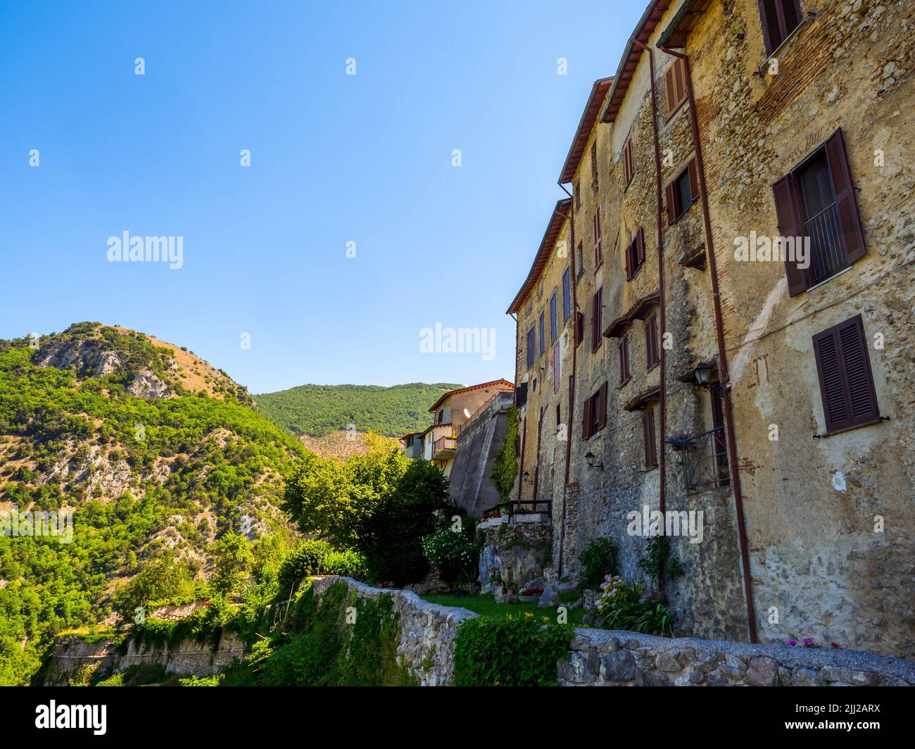 Ciudad medieval de Rocca Sinibalda - Rieti, Italia Foto de stock
