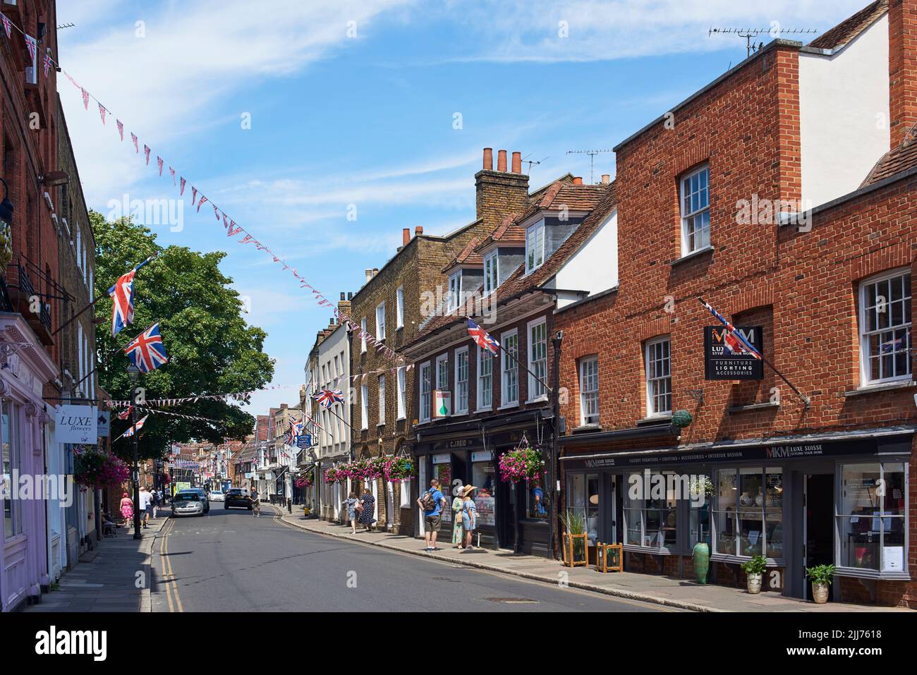 High Street en Eton, Berkshire, sudeste de Inglaterra, en verano Foto de stock