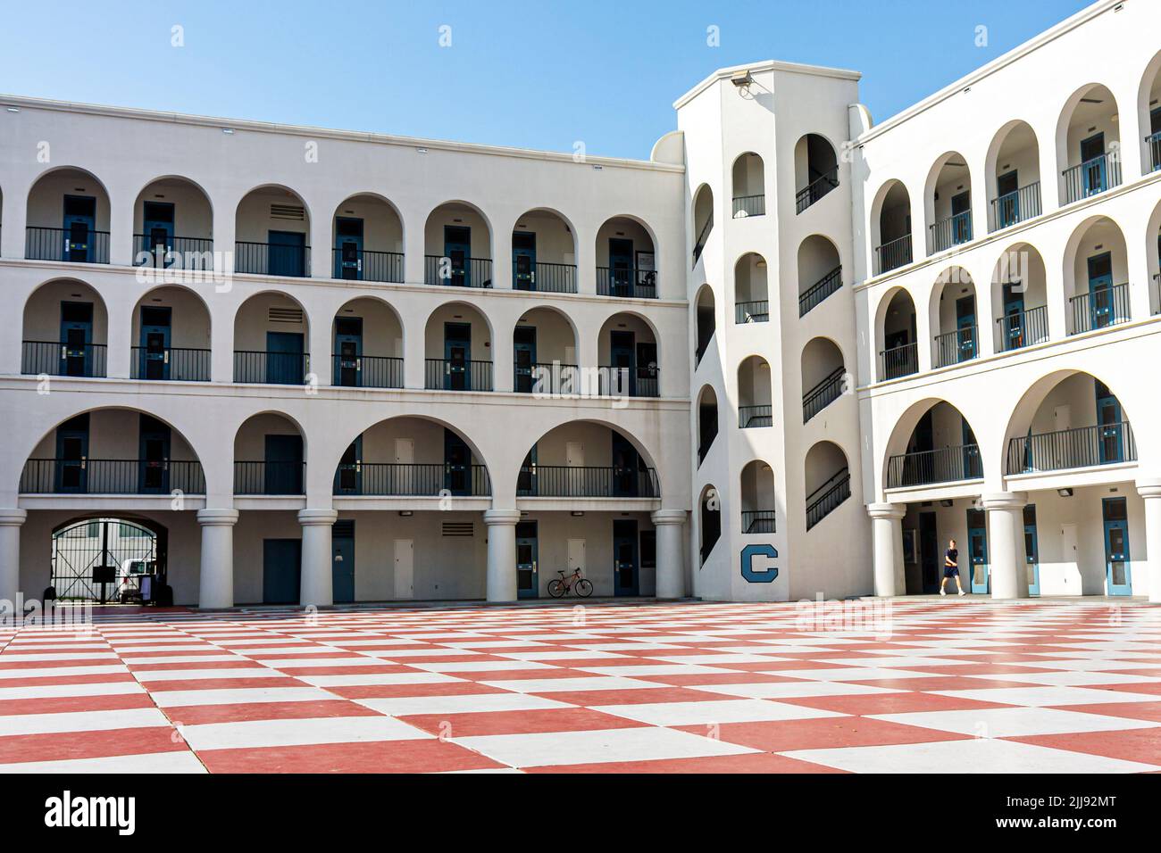 Charleston Carolina del Sur, el Colegio Militar Citadel de Carolina del Sur, cadetes tablero de ajedrez Quadrangle Padgett Thomas Barracks dormitorio punto de referencia Foto de stock