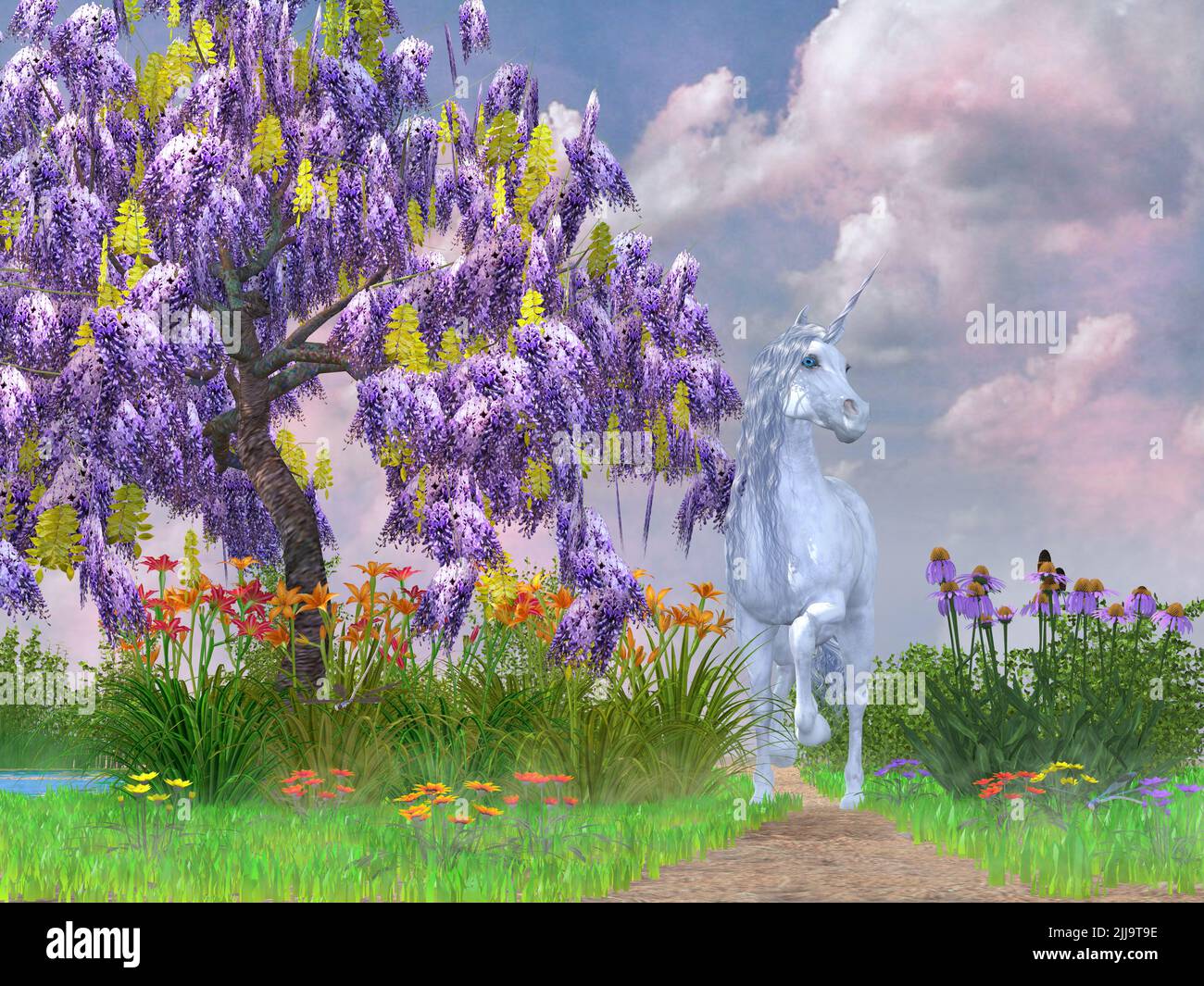 Un legendario unicornio blanco sigue un camino rodeado de flores y un árbol de Wisteria púrpura. Foto de stock