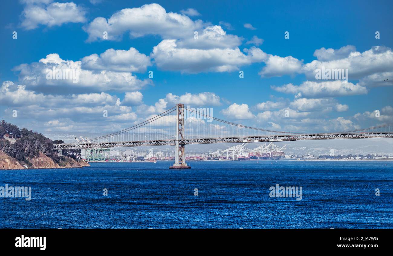 Puente de la bahía de San Francisco. Foto de stock