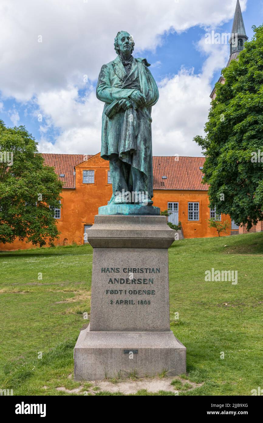 Monumento del autor danés Hans Christian Andersen en Odense Foto de stock