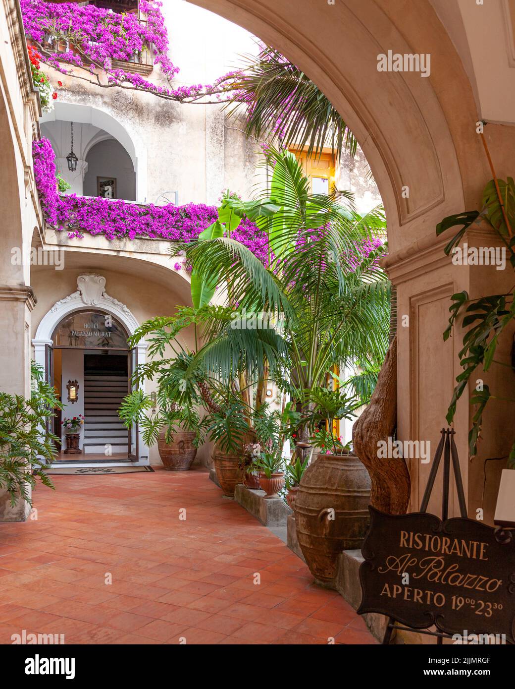 Entrada al Hotel Palazzo Murat, Positano, Campania, Italia Foto de stock