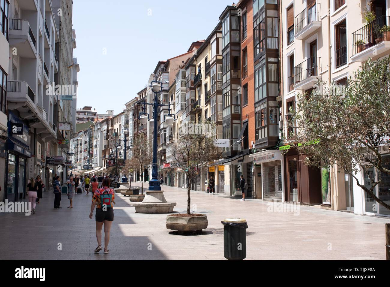 Calle Burgos Santander, Cantabria Foto de stock