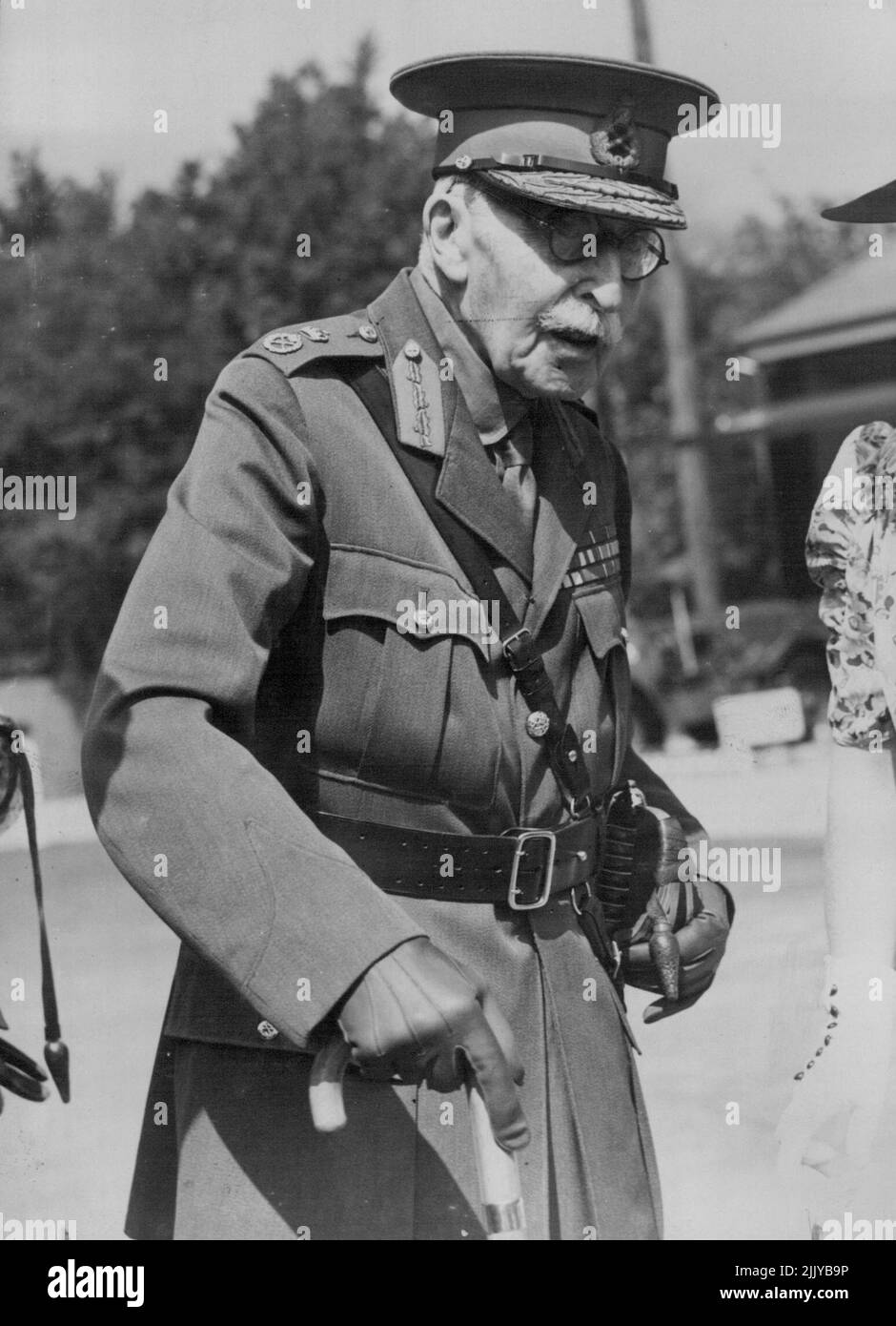 Nuevo retrato del duque de Connaught -- Un retrato reciente de S.A.R. el duque de Connaught, único hijo sobreviviente de la reina Victoria, quien tiene 89th años, tomado durante su visita al Establecimiento de la Guerra de la Policía Militar, en Aldershot. 30 de agosto de 1939. (Foto de Sports & General Press Agency Limited). Foto de stock