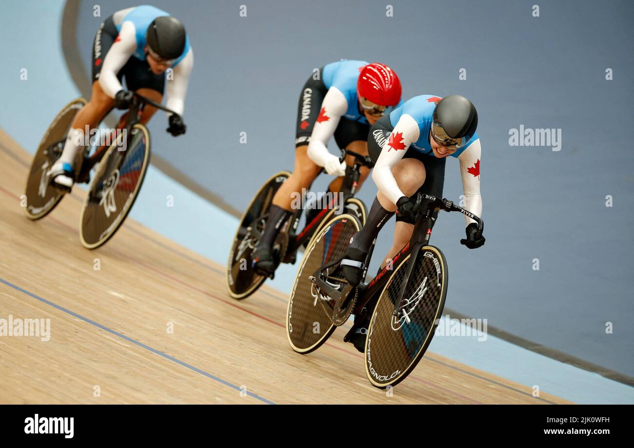 Commonwealth Games - Ciclismo - Equipo Femenino Sprint - Calificando - Lee  Valley VeloPark, Londres, Gran Bretaña - 29 de julio de 2022 Sarah Orban de  Canadá en acción mientras ella dirige