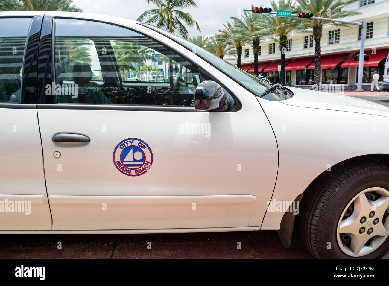 Miami Beach Florida, South Beach, Ocean Drive, Ciudad de Miami vehículo de coche EE.UU. Estados Unidos, América Norteamérica americanos Foto de stock