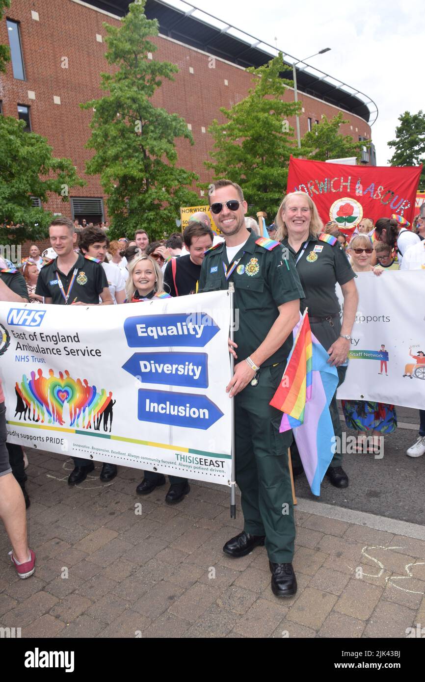 Norwich, Inglaterra, Reino Unido, 30 de julio de 2022. Desfile del orgullo. Crédito: Liz Somerville/Alamy Live News Foto de stock