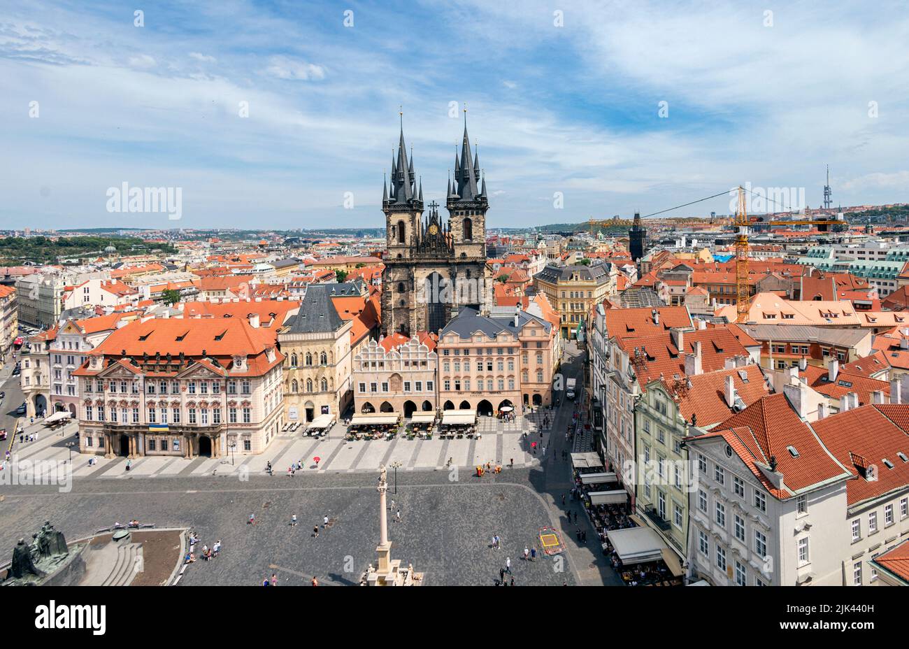 La Catedral de Tyn, Plaza de la Ciudad Vieja de Praga, República Checa Foto de stock