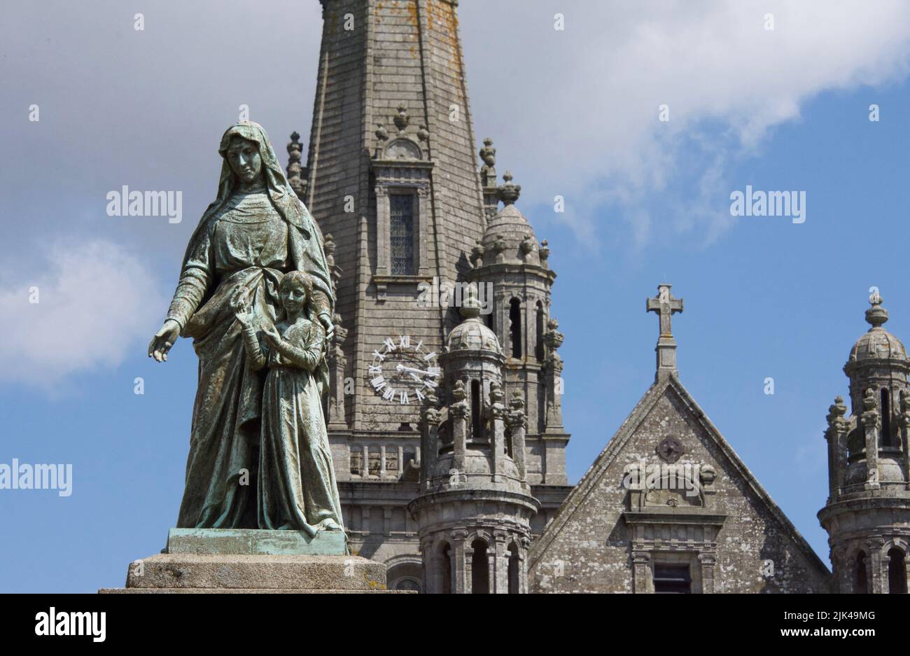 Estatua de Santa Ana, el gran perdón de Sainte Anne d'Auray, Bretaña