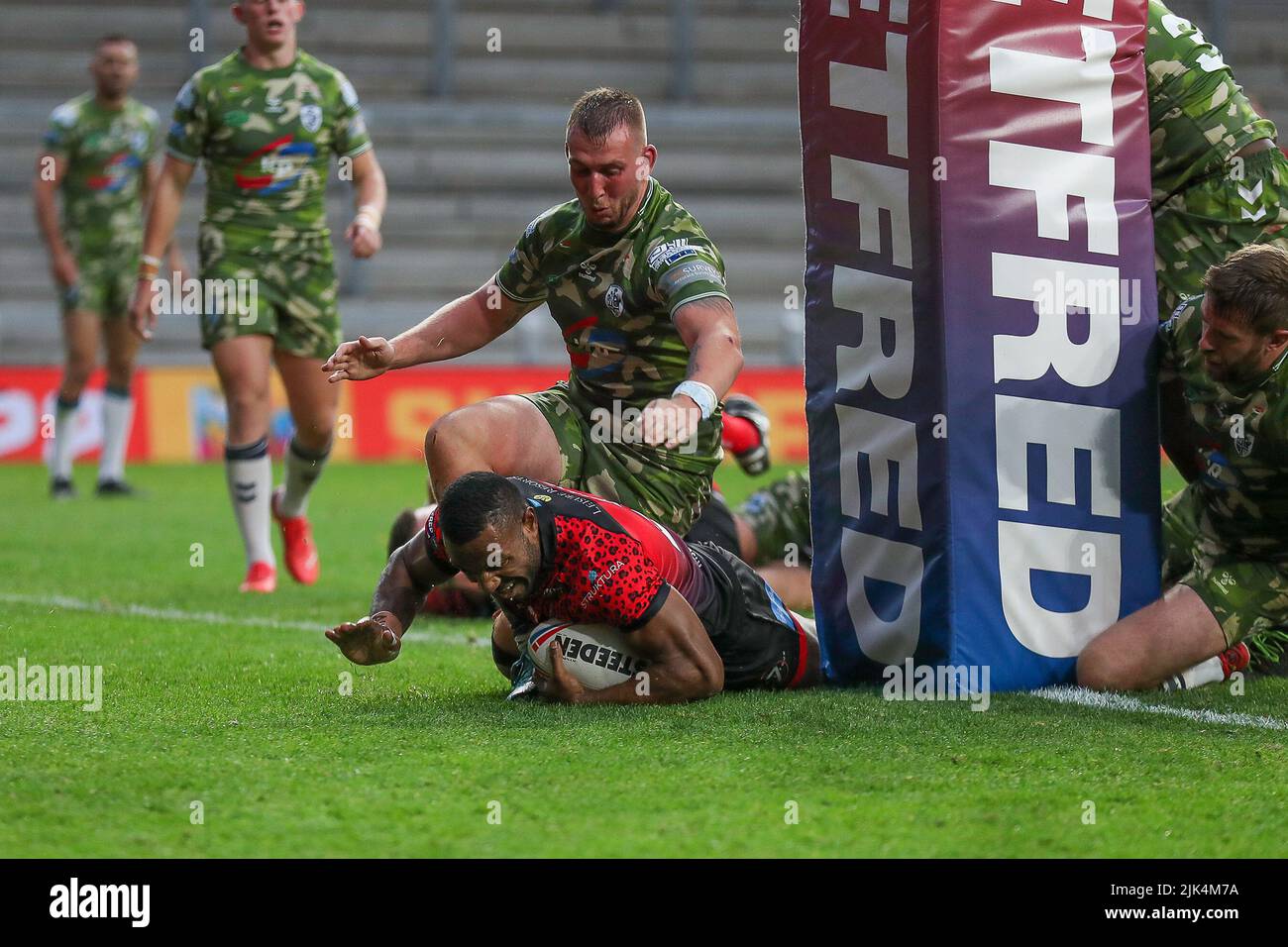 Leeds, Reino Unido. 30th de julio de 2022. Edwin Impape Prueba Leigh durante el partido de verano del campeonato Bash Betfred entre Featherstone Rovers y Leigh Centurians en el Headingley Stadium, Leeds, Reino Unido, el 30 de julio de 2022. Foto de Simon Hall. Sólo para uso editorial, se requiere licencia para uso comercial. No se utiliza en apuestas, juegos o publicaciones de un solo club/liga/jugador. Crédito: UK Sports Pics Ltd/Alamy Live News Foto de stock