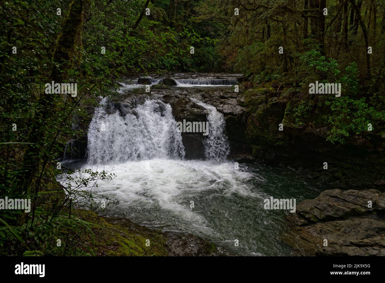 La presa en Six Mile Creek, Murchison, Nueva Zelanda Foto de stock