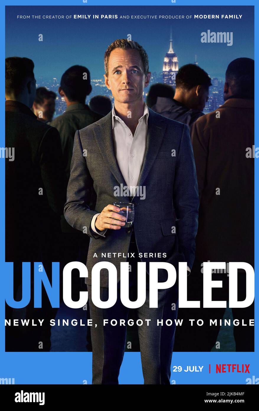 NEIL PATRICK HARRIS en UNCOUPLED (2022), dirigido por ANDREW FLEMING. Crédito: DARREN STAR PRODUCTIONS / Album Foto de stock