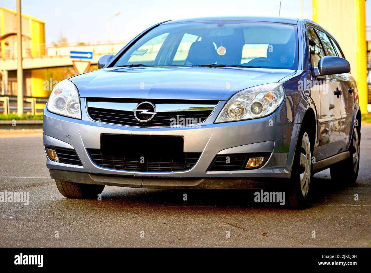 Opel vectra fotografías e imágenes de alta resolución - Alamy