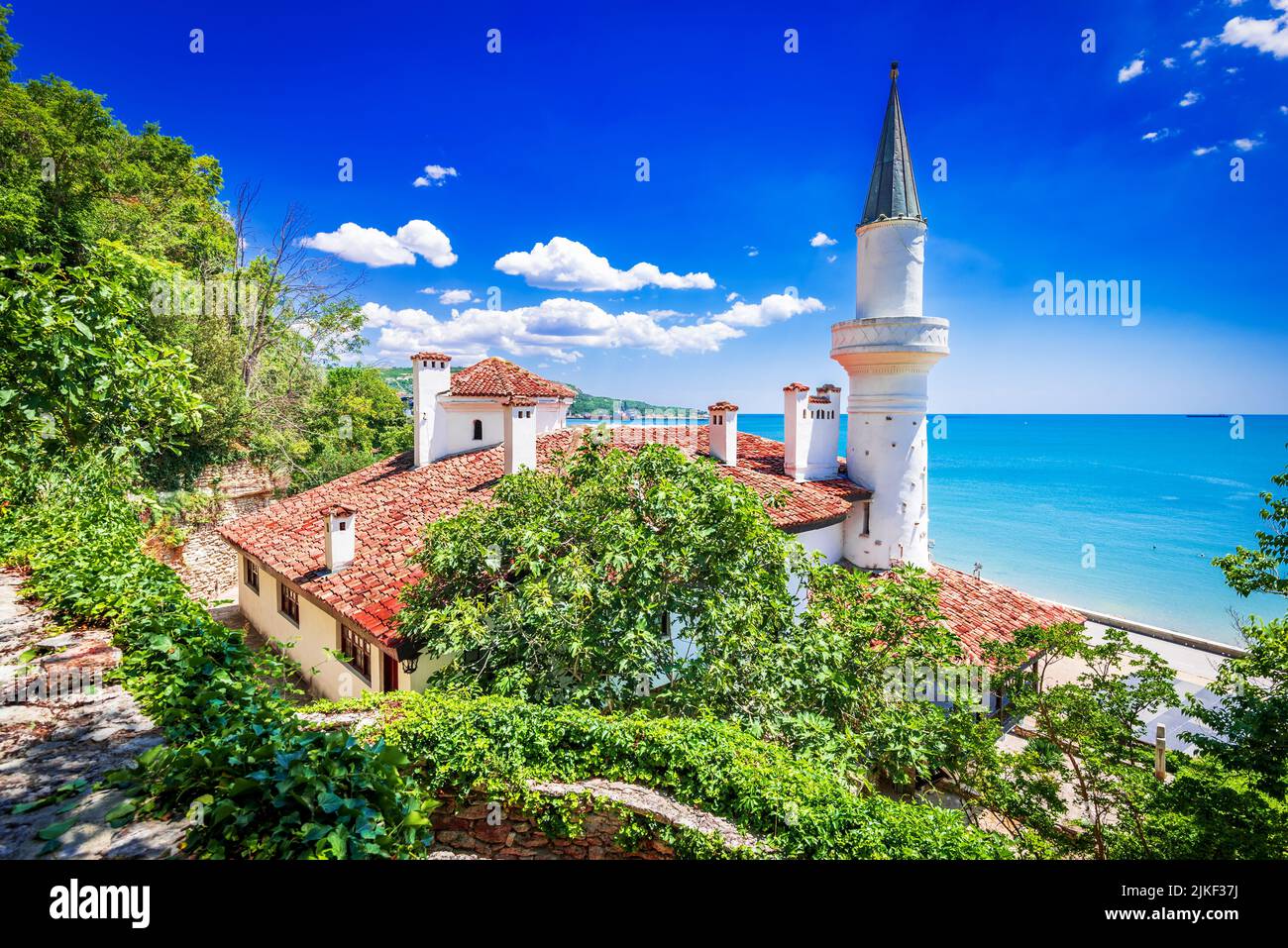 Balchik, Bulgaria. Balchik Palacio de la Reina María rumana en la costa búlgara del Mar Negro, Dobruja meridional Foto de stock