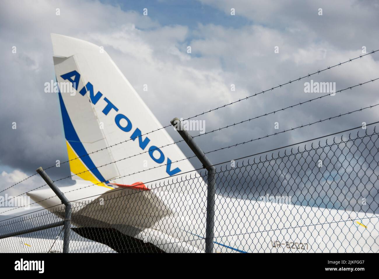 Alemania, 2 de agosto de 2022: Ucraniano Antonov 124 en el aeropuerto de Leipzig Foto de stock