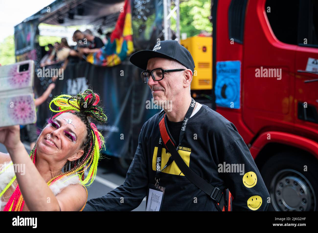 09.07.2022, Alemania, Berlín, Berlín - Europa - Dr. Motte en el desfile Rave el Planeta, el evento sucesor de la Loveparade, el antiguo culto anual Foto de stock
