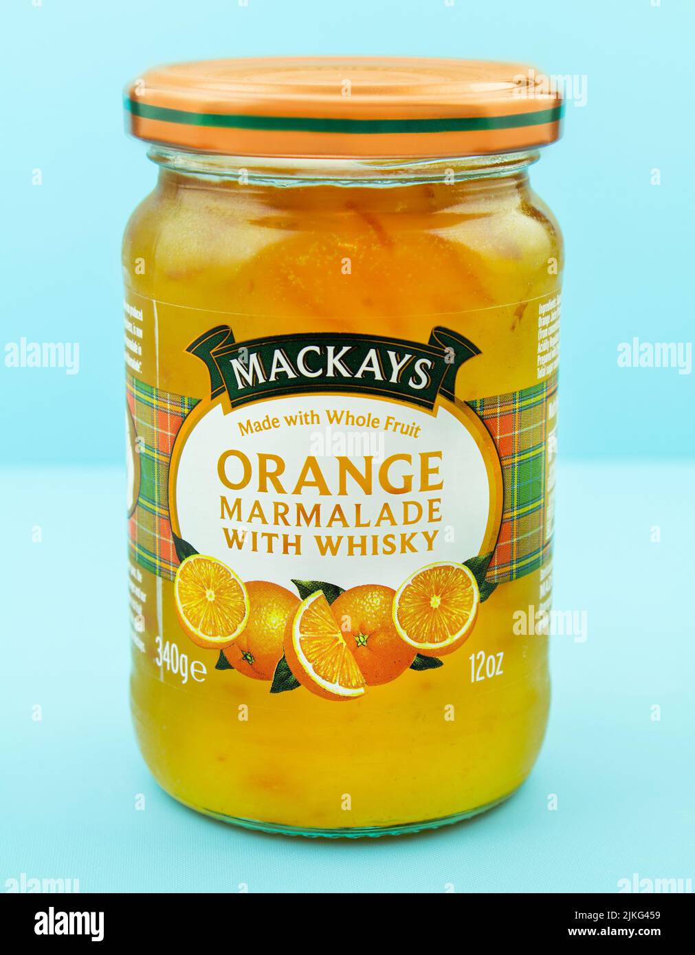 Hamburgo, Alemania - 30 2022 de julio: Mermelada de naranja de Mackays con whisky Foto de stock