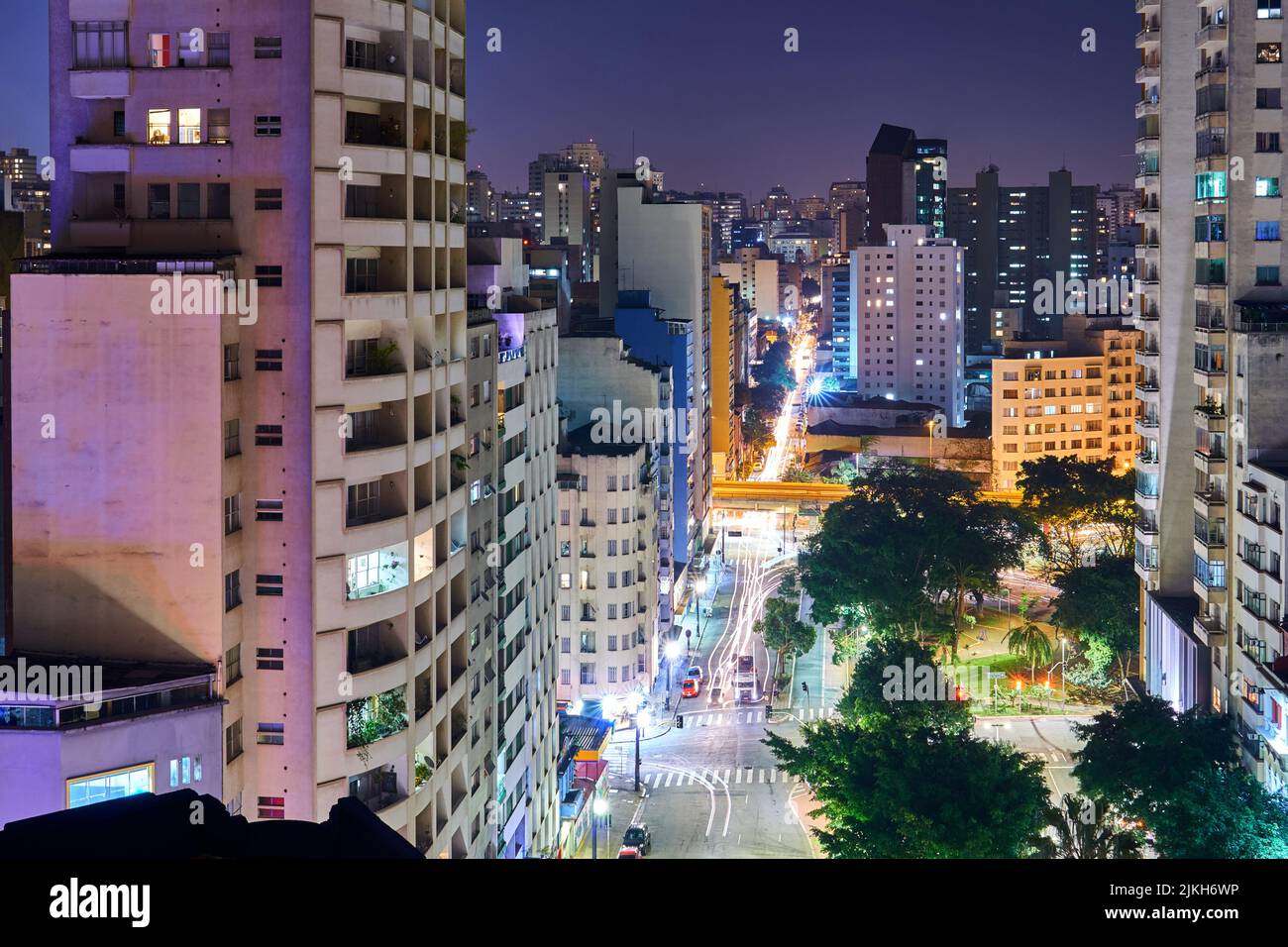 Centro de la ciudad de Sao Paulo por la noche Foto de stock