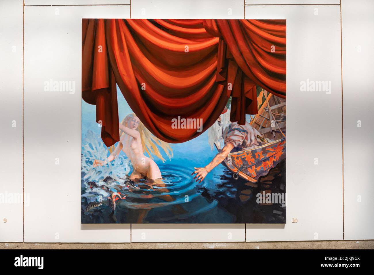 Para uso editorial solamente: Caravaggion kangas - Aino. Pintura al óleo sobre lienzo de Markku Laakso (2021) en la exposición de verano de Taidekeskus Purnu en Orivesi. Foto de stock