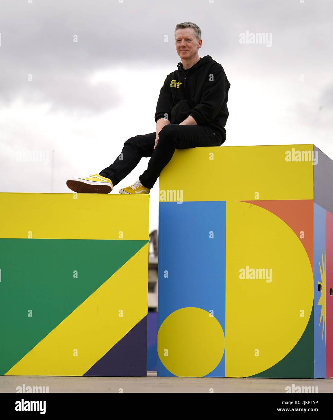 El director del Festival Fergus Linehan durante el lanzamiento del Festival Internacional de Edimburgo 75th en el estadio Murrayfield de Edimburgo. Fecha de la foto: Miércoles 3 de agosto de 2022. Foto de stock
