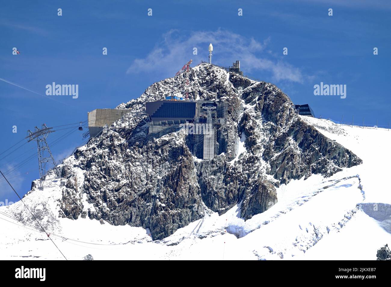 Klein Matterhorn, la estación de teleférico más alta de los alpes. Zermatt, Suiza - Agosto de 2022 Foto de stock