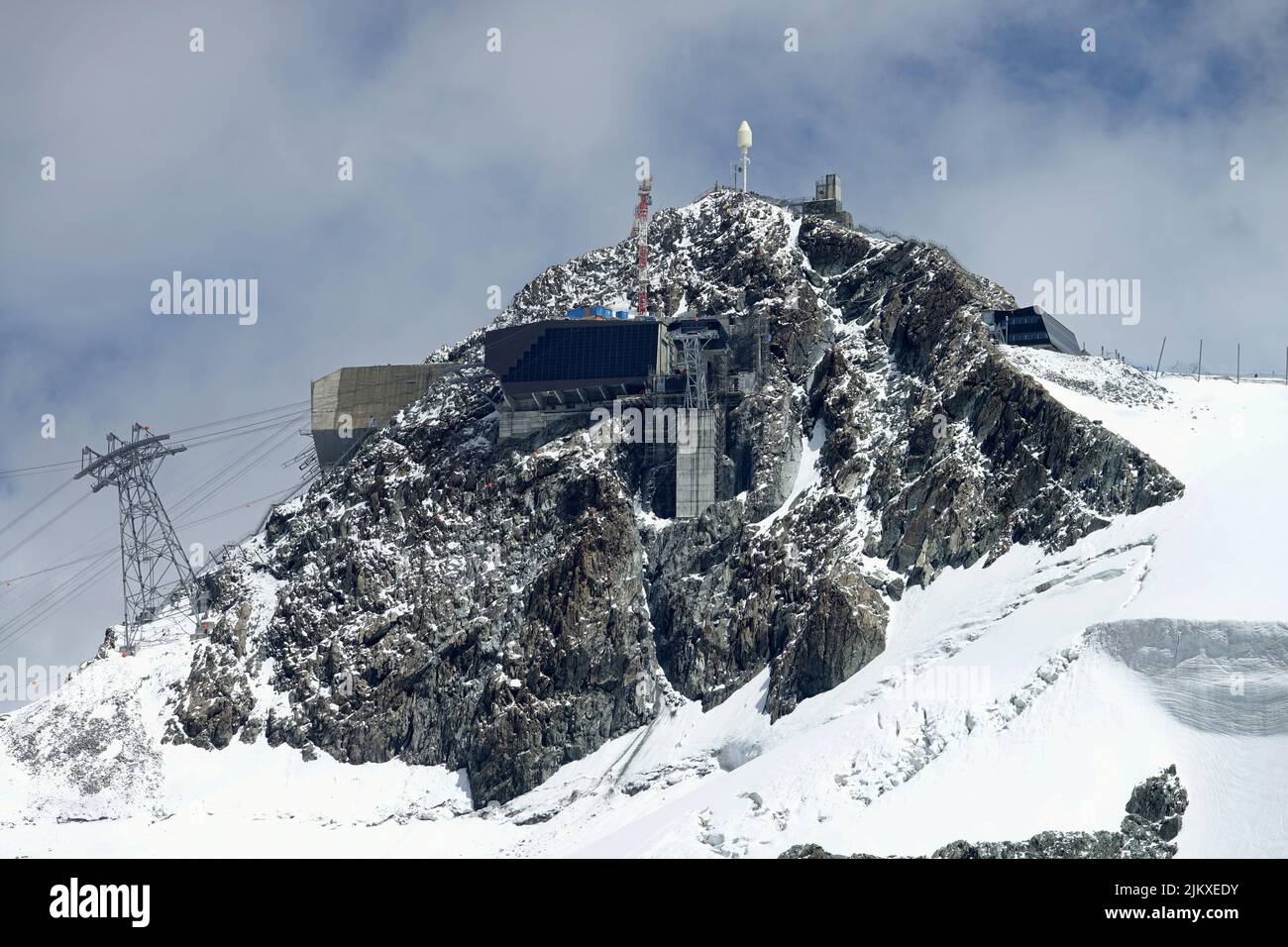 Klein Matterhorn, la estación de teleférico más alta de los alpes. Zermatt, Suiza - Agosto de 2022 Foto de stock