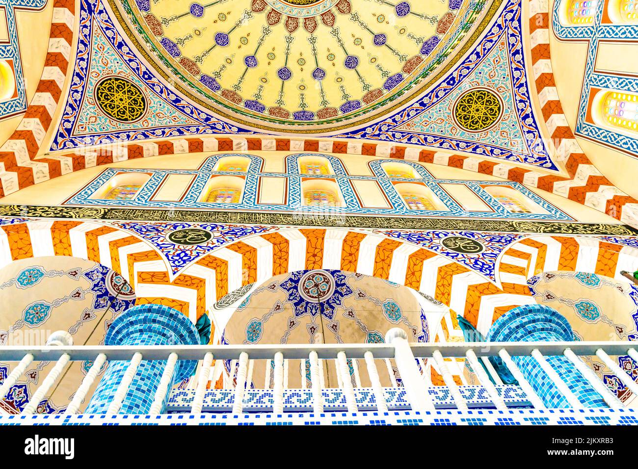 İbrahim Ethem Camii - Mezquita en Estambul - Bağcılar / İstanbul, Turquía Foto de stock
