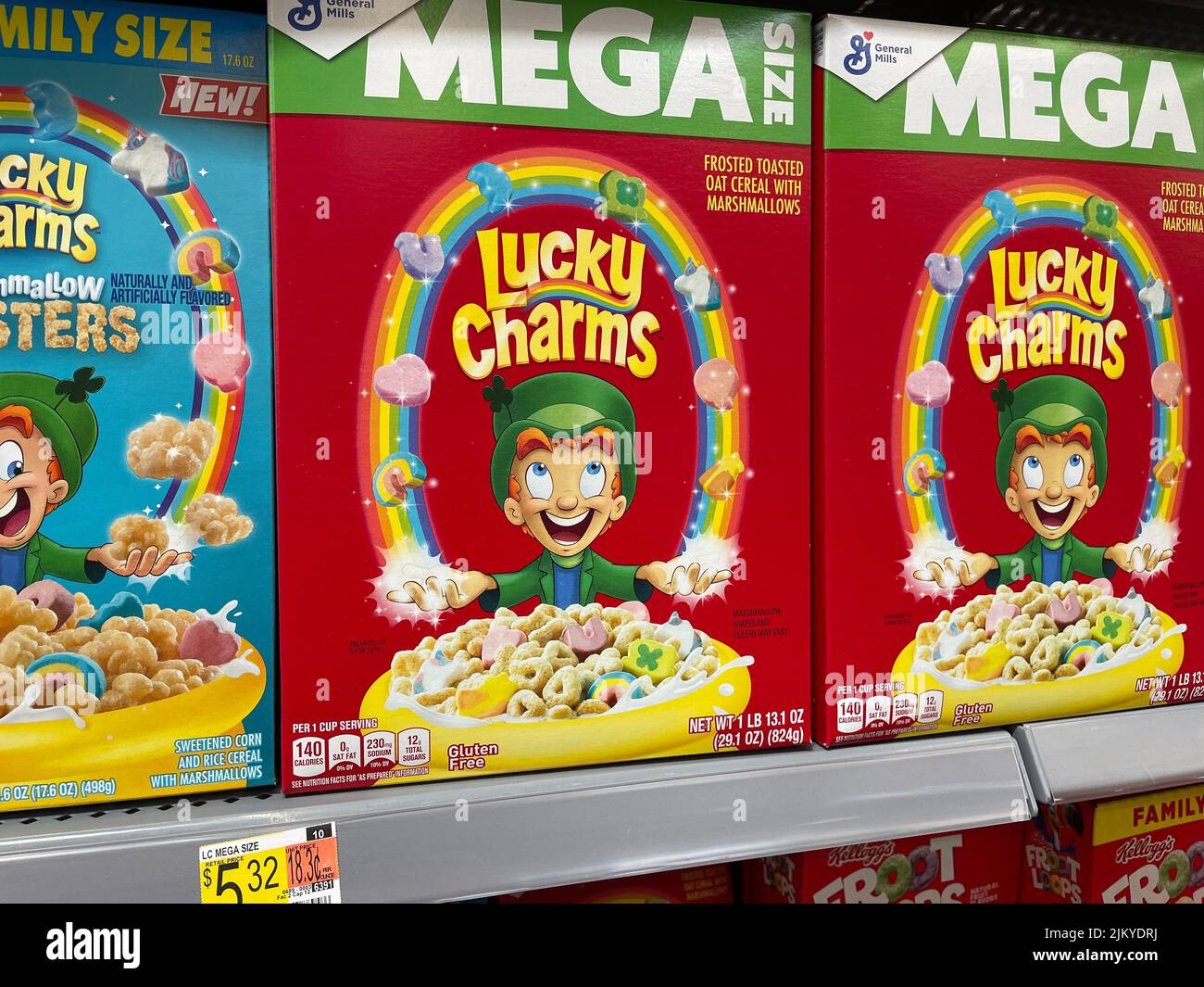 Lucky charms cereal fotografías e imágenes de alta resolución - Alamy