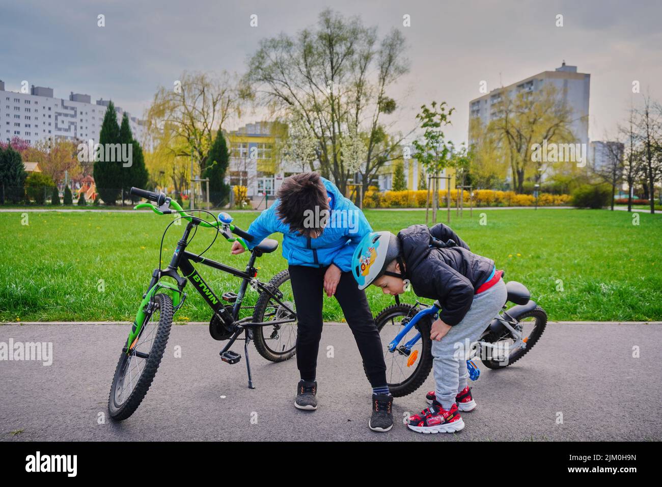 Los niños de 4 ruedas bicicleta bicicleta para niños de Pedal de 4 años de  edad bicicleta - China Los niños bicicleta China fábrica de bicicletas para  niños y los chicos de