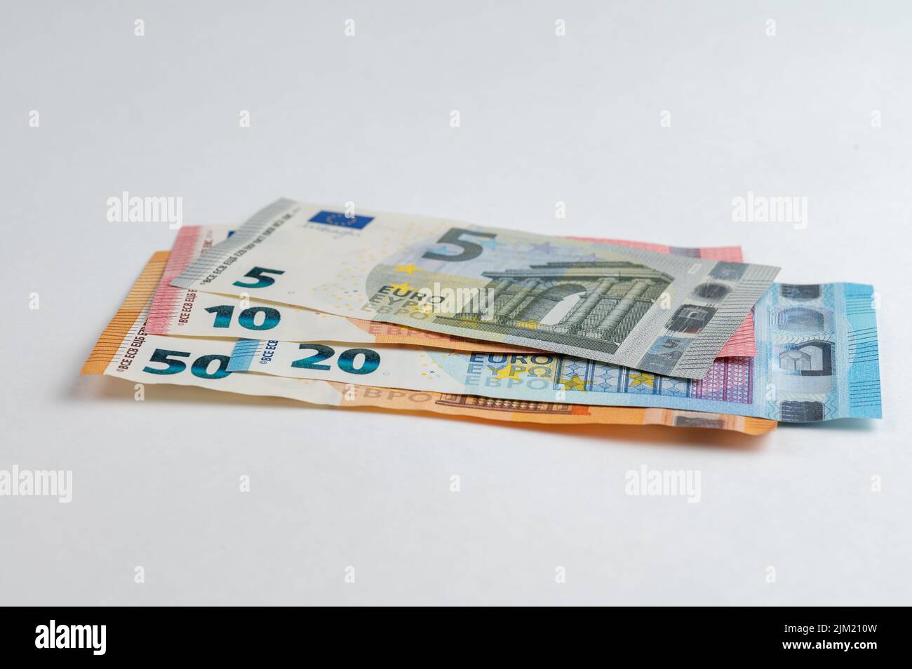 Billete de 5 euro fotografías e imágenes de alta resolución - Alamy