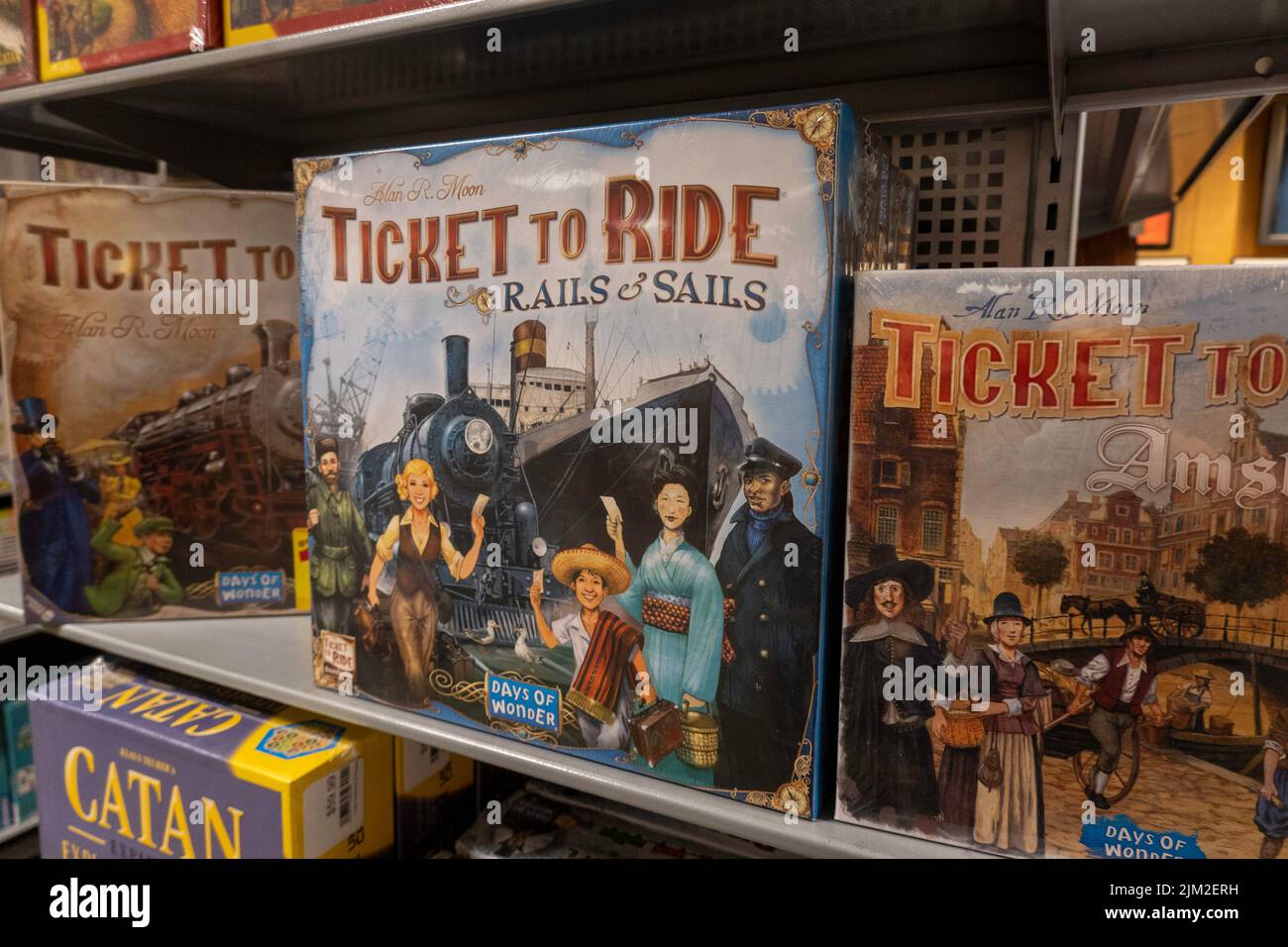 Barnes & Noble Booksellers Game Section, NYC, USA 2022 Foto de stock