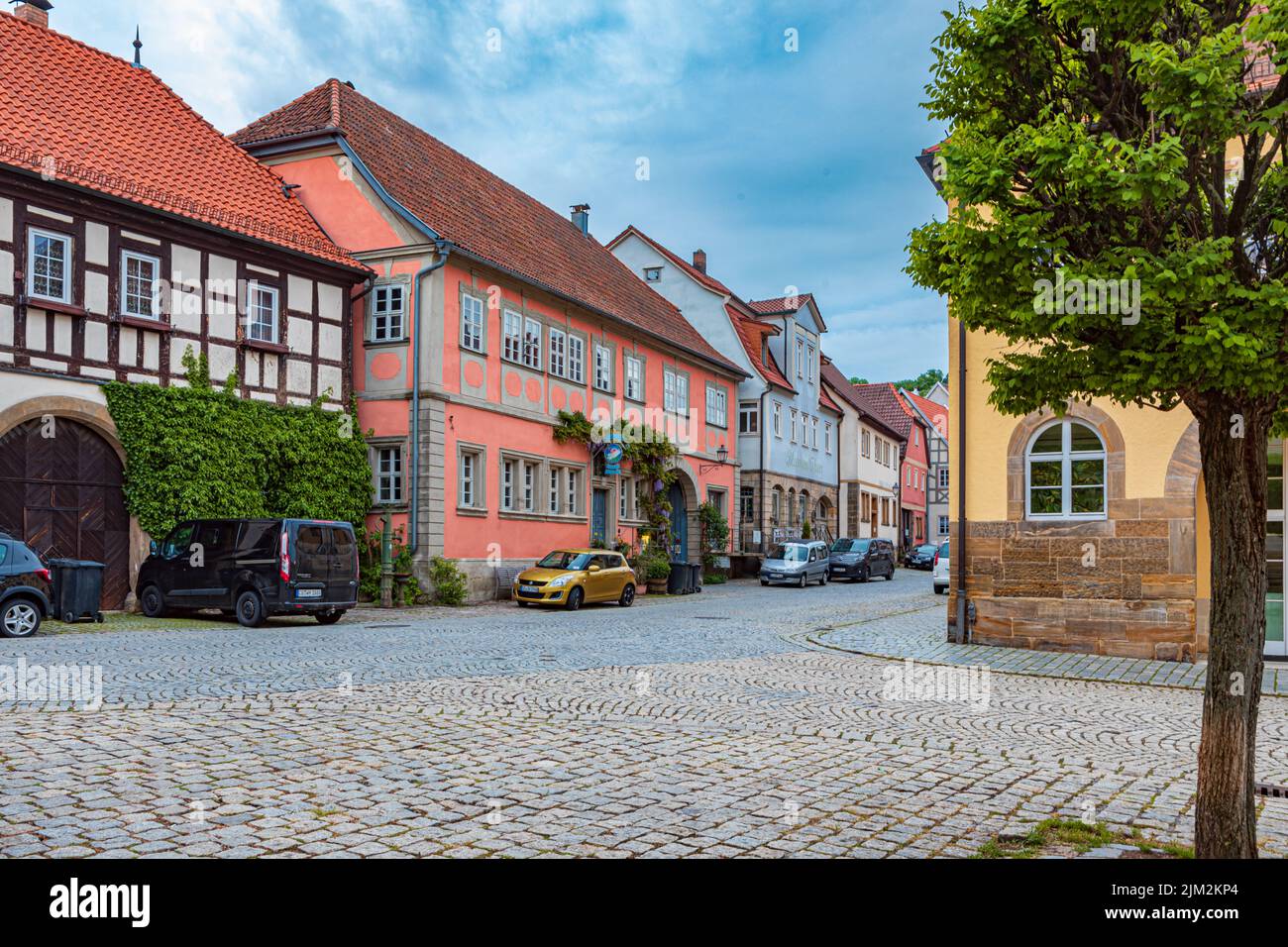 SESSLACH, BAVIERA, ALEMANIA - CIRCA MAYO, 2022: El paisaje urbano de la ciudad de Sesslach, Alemania. Foto de stock