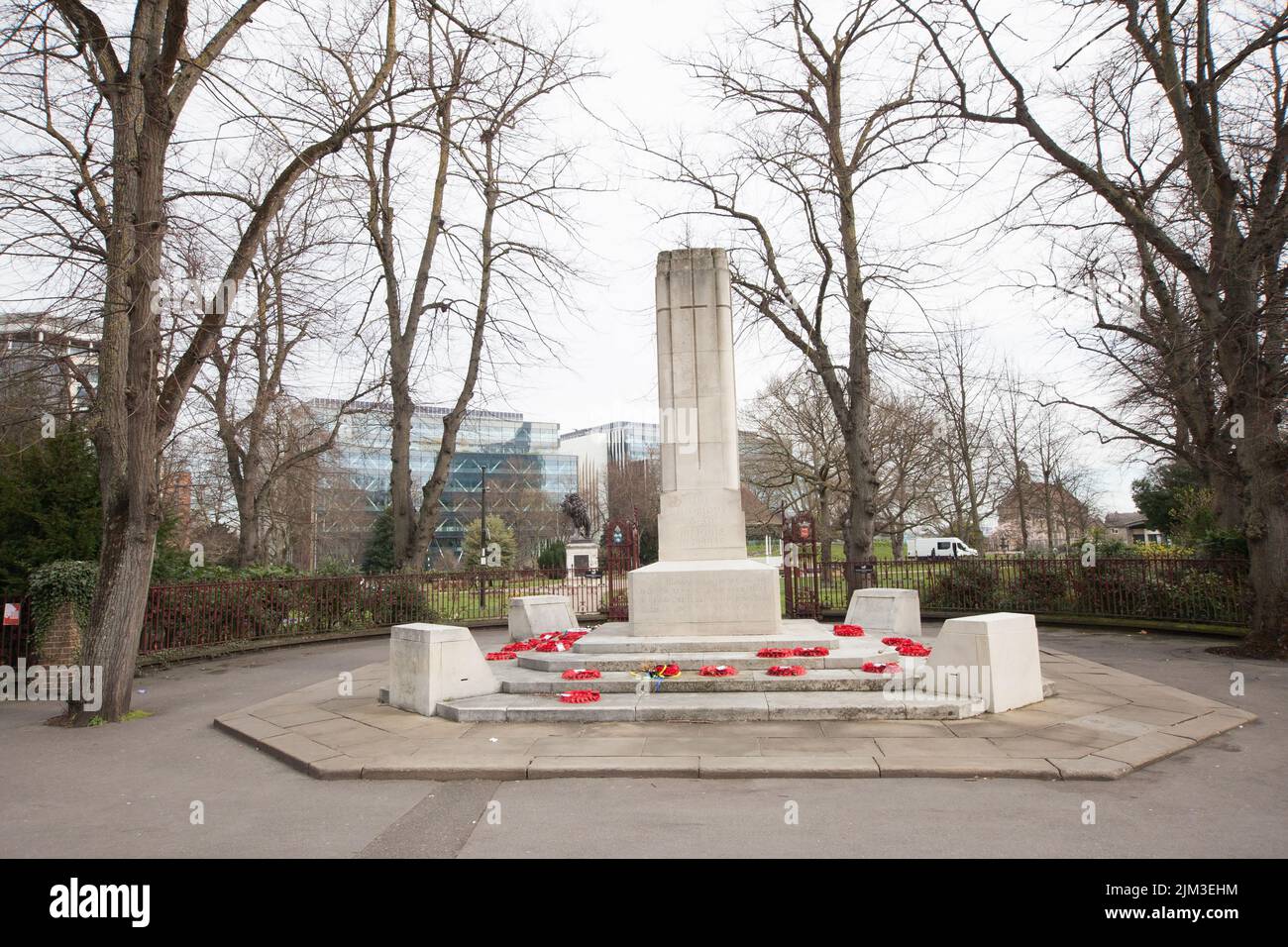 El Monumento a la Guerra en Forbury Park, Reading, Berkshire en el Reino Unido Foto de stock