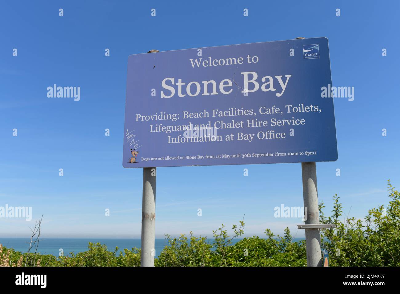 Bienvenido al cartel de Stone Bay, Broadstairs, Kent, Inglaterra, Reino Unido Foto de stock