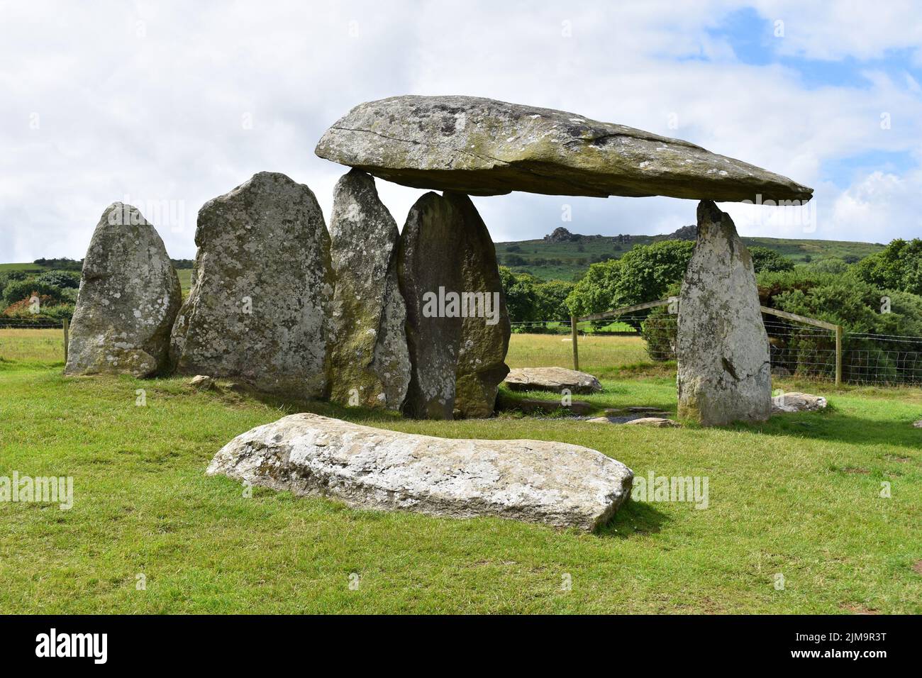 Cámara funeraria de Pentre Ifan, Nevern, Crymych, Pembrokeshire, Gales Foto de stock