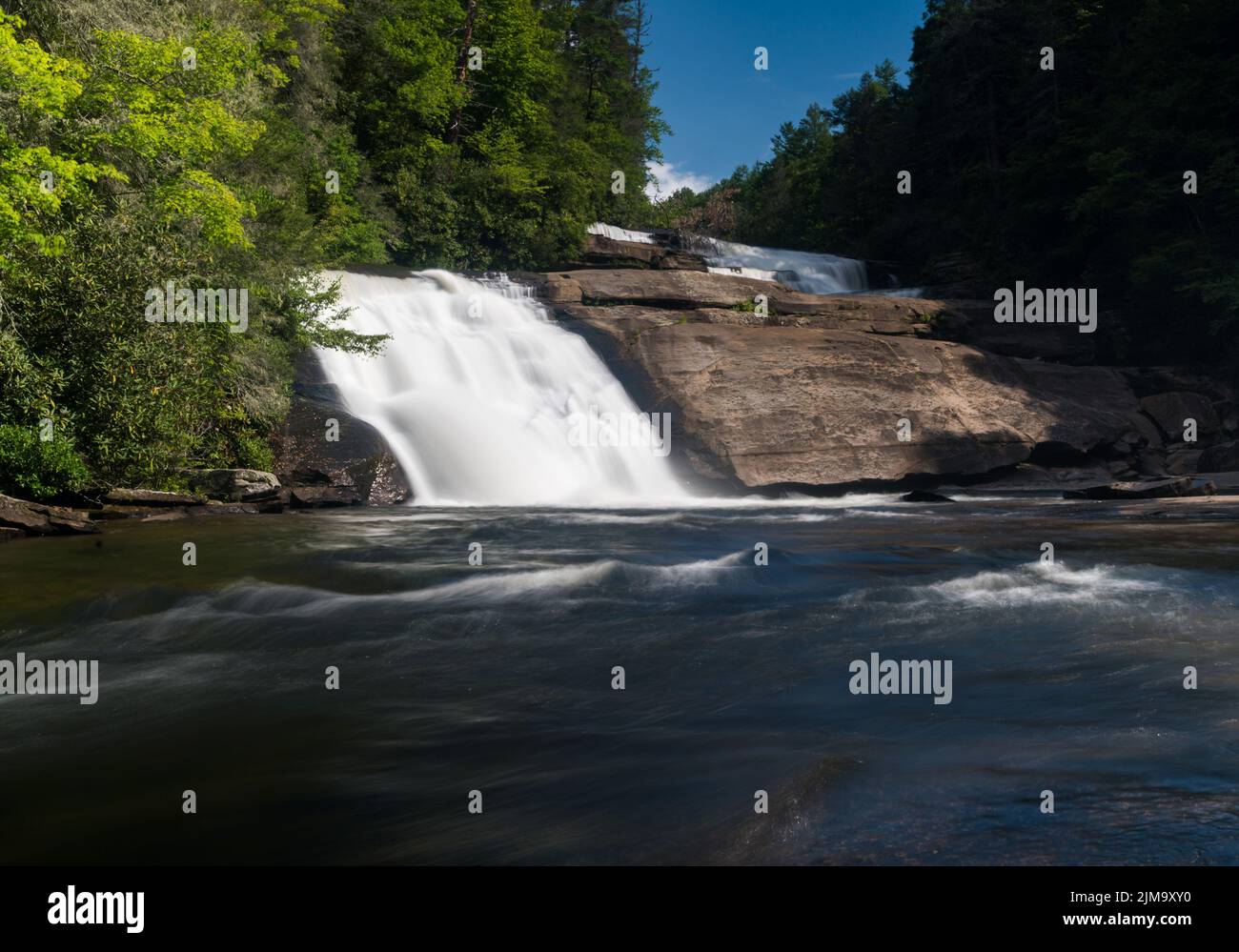 Triple Falls en el Bosque Estatal de Dupont, Carolina del Norte Foto de stock