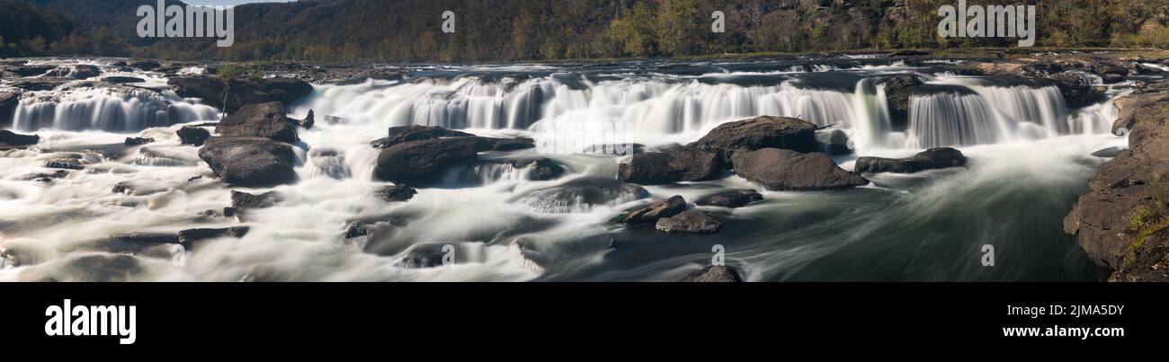 Sandstone Falls en New River Summers County West Virginia Foto de stock