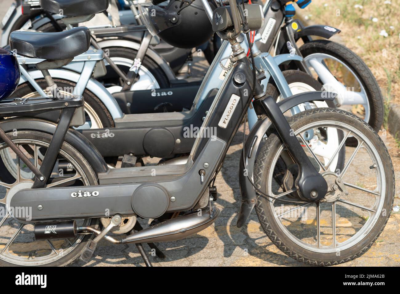 Italia, Lombardía, Reunión de motos antiguas, Piaggio Ciao Moped Foto de stock