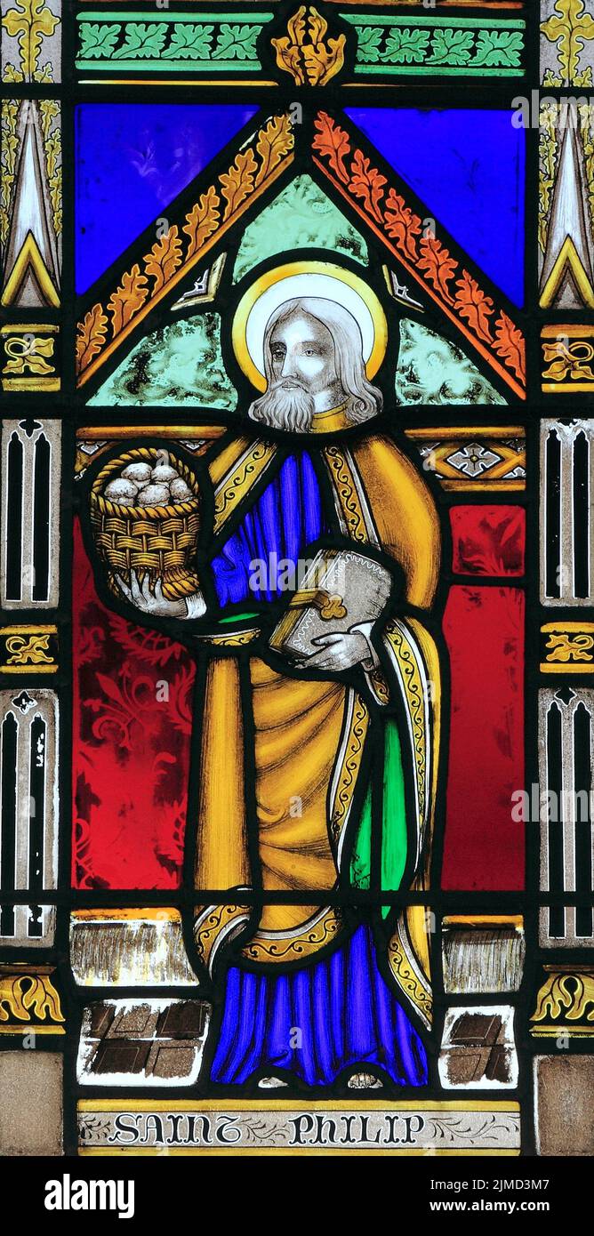 San Felipe, apóstol, vidriera, por Joseph Grant de Costessey, c. 1856, Wighton Church, Norfolk, Inglaterra, Reino Unido Foto de stock