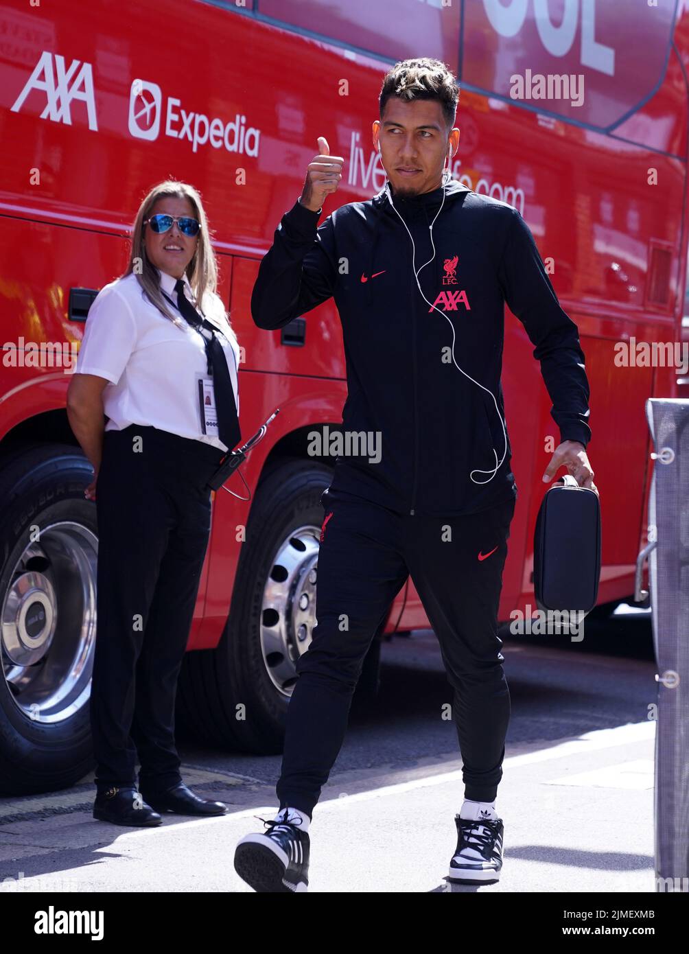 Roberto Firmino del Liverpool llega para el partido de la Premier League en Craven Cottage, Londres. Fecha de la foto: Sábado 6 de agosto de 2022. Foto de stock
