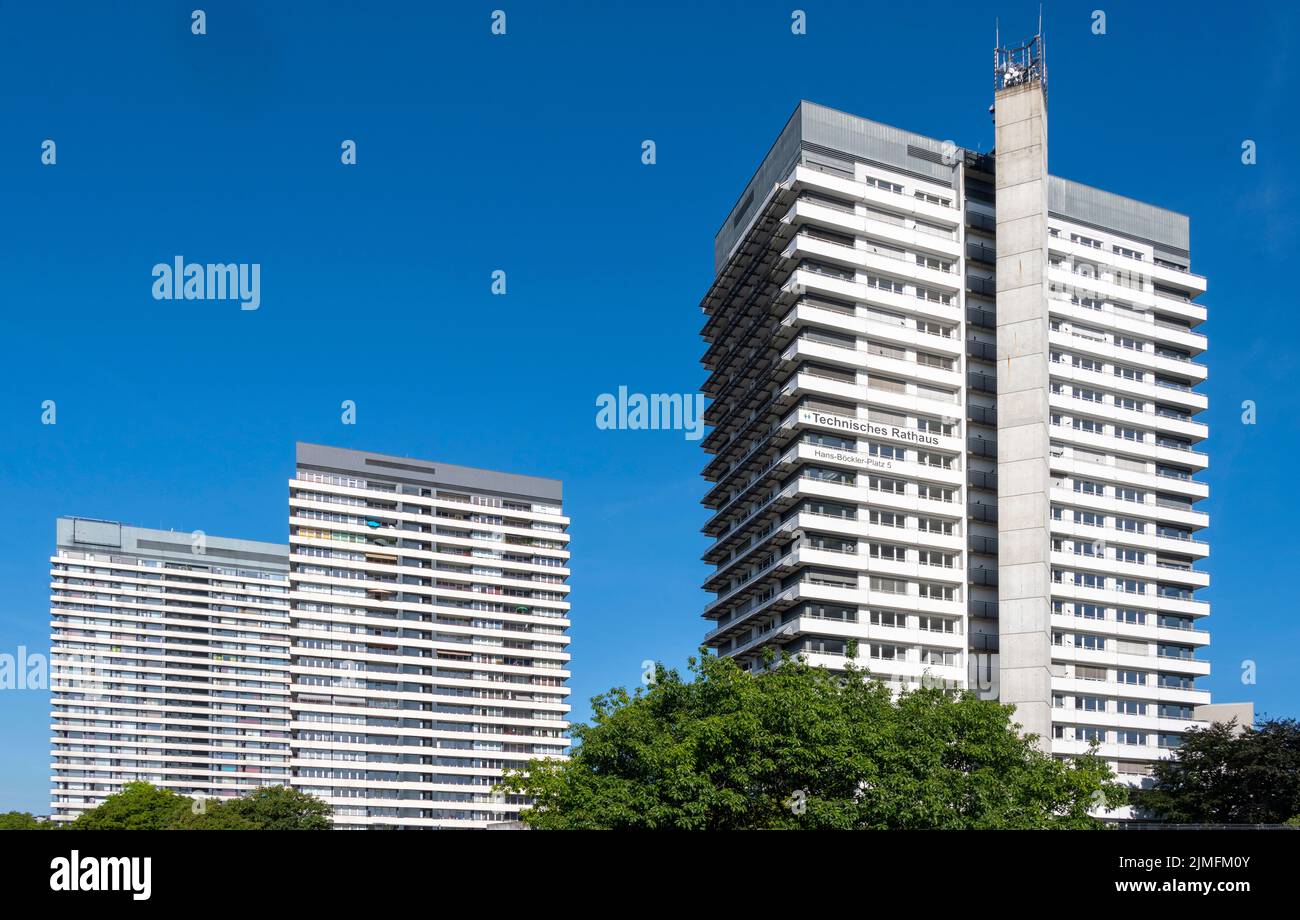 Deutschland, Nordrhein-Westfalen, Mühlheim an der Ruhr, Hans-Böckler-Platz 7, Technisches Rathaus Foto de stock