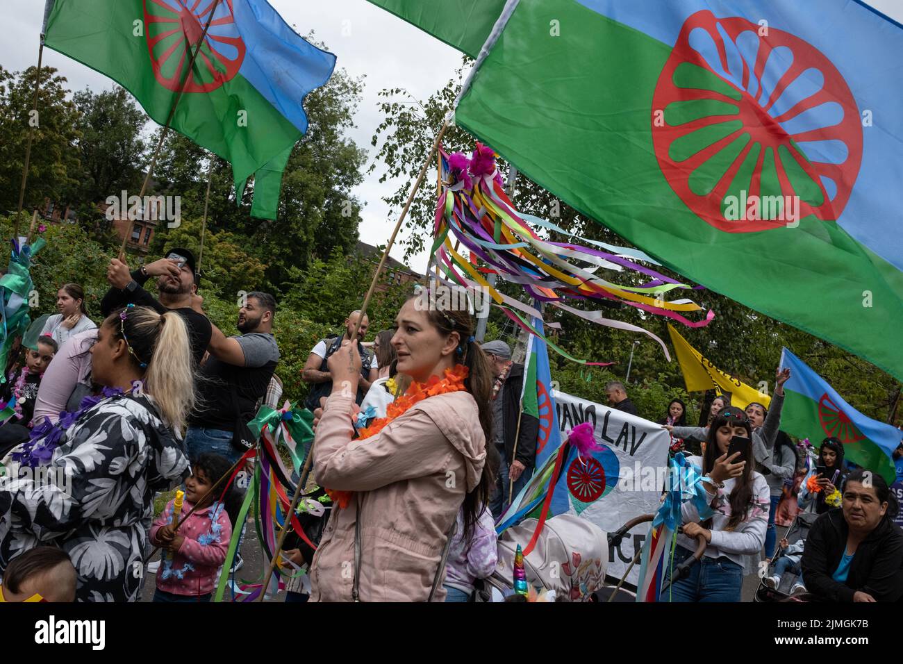 Glasgow, Reino Unido, 6th de agosto de 2022. El desfile al comienzo del Festival Internacional y Carnaval de Govanhill, en Glasgow, Escocia, 6 de agosto de 2022. Crédito de la foto: Jeremy Sutton-Hibbert/Alamy Live News Foto de stock
