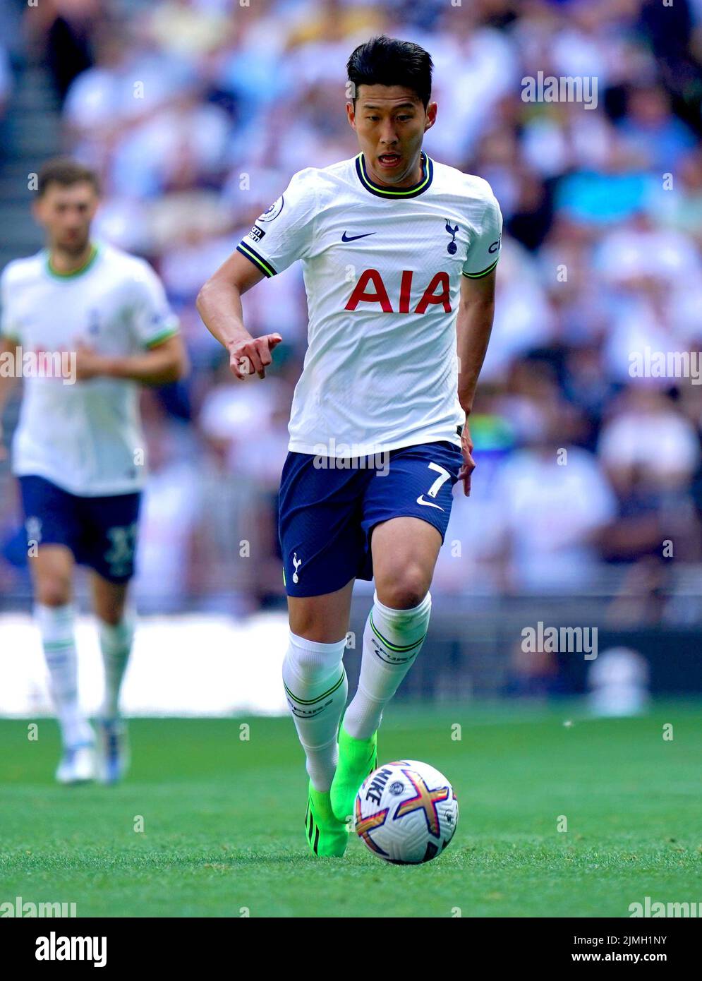 El Tottenham Hotspur's Son Heung-min durante el partido de la Premier League en el Tottenham Hotspur Stadium, Londres. Fecha de la foto: Sábado 6 de agosto de 2022. Foto de stock