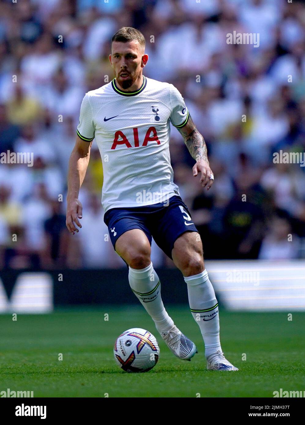 Pierre-Emile Hojbjerg del Tottenham Hotspur durante el partido de la Premier League en el Tottenham Hotspur Stadium, Londres. Fecha de la foto: Sábado 6 de agosto de 2022. Foto de stock